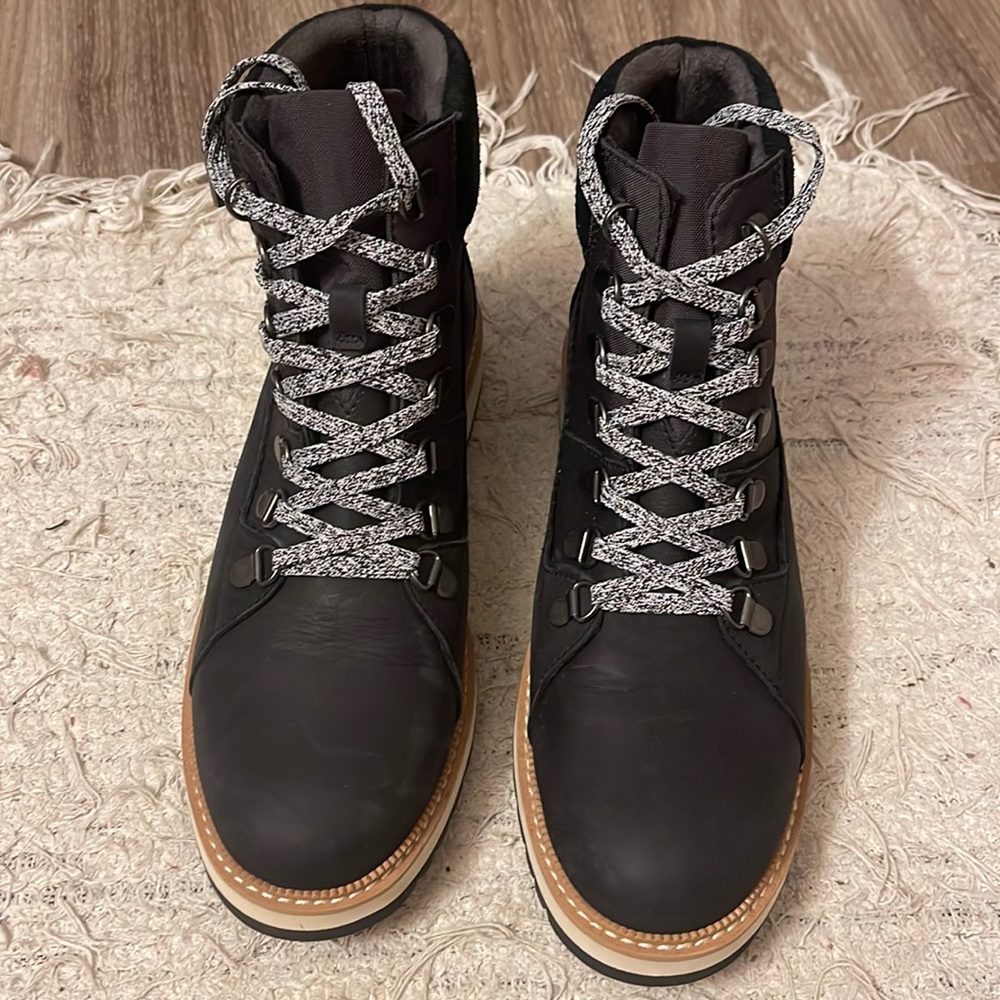 Toms 7.5 boot